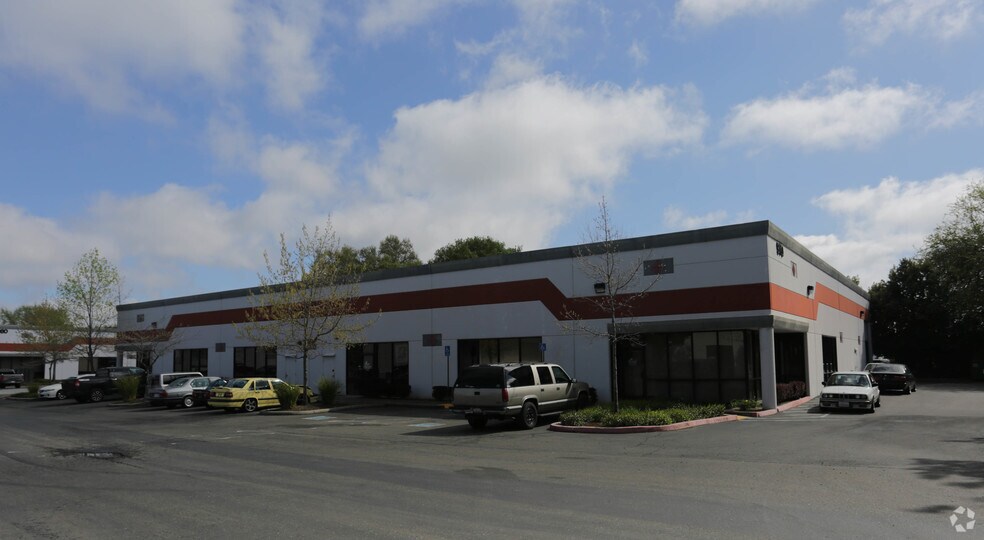 970 F St, West Sacramento, CA à louer - Photo principale – Image 1 sur 6