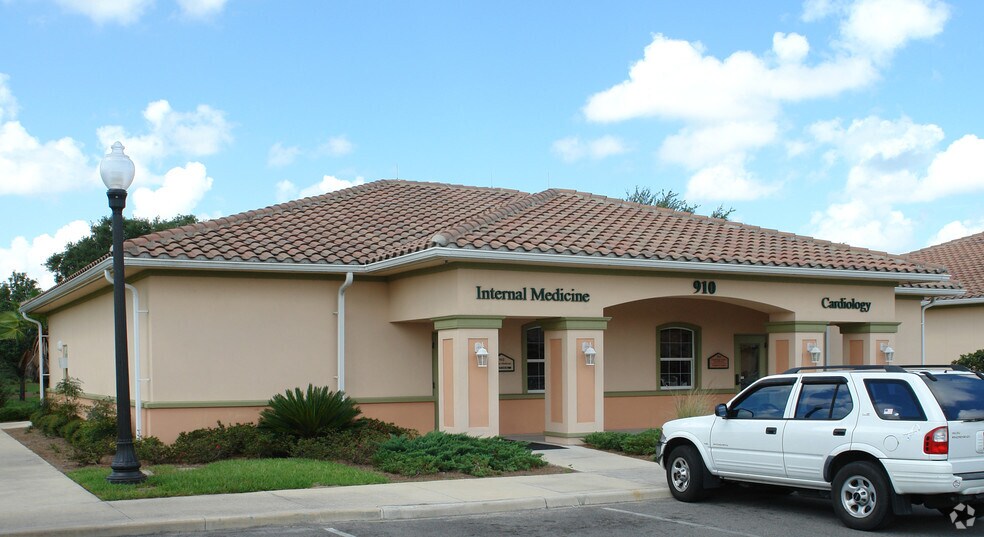 1400 Us Highway 441, Lady Lake, FL à louer - Photo de l’immeuble – Image 2 sur 2