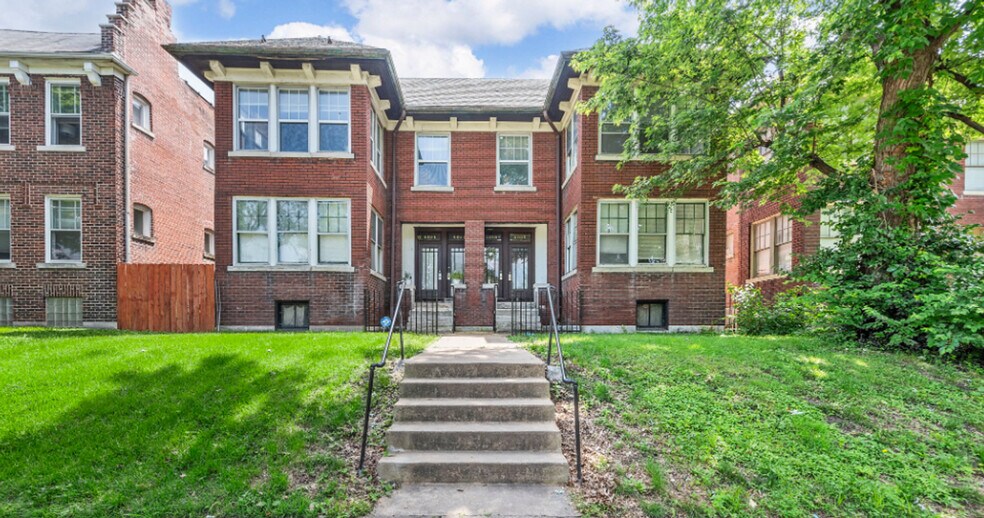4016 De Tonty St, Saint Louis, MO à vendre - Photo principale – Image 1 sur 1