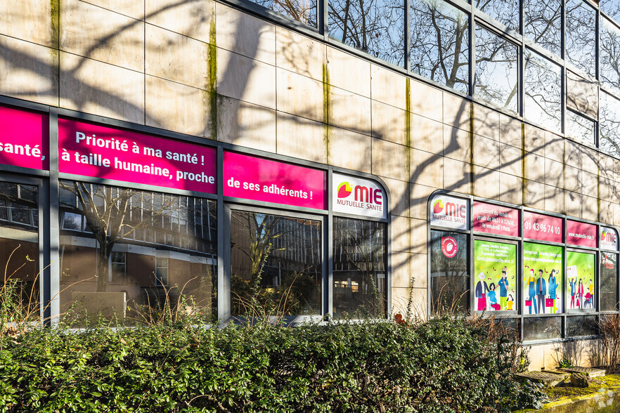 Bureau dans Fontenay-sous-Bois à louer - Photo de l’immeuble – Image 2 sur 5