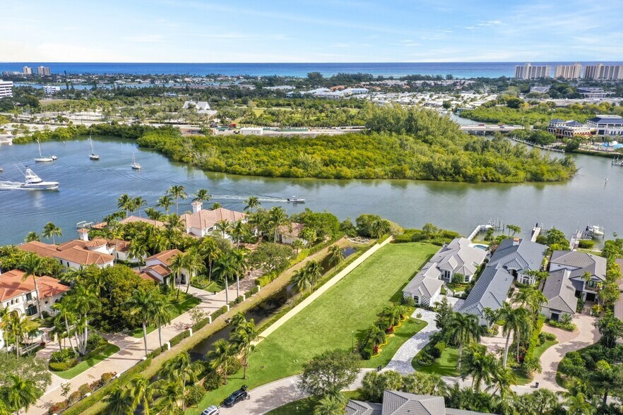 Fishermans Way, Jupiter, FL à vendre - Photo de l’immeuble – Image 2 sur 7