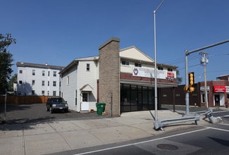 Plus de détails pour 1036 Chicopee St, Chicopee, MA - Local commercial à louer