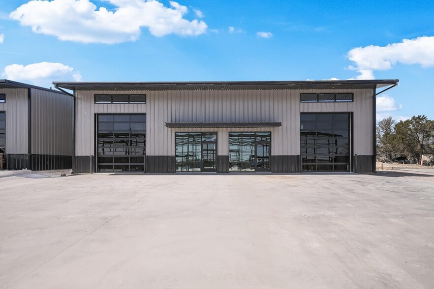 Unit 300 - Local industriel/logistique