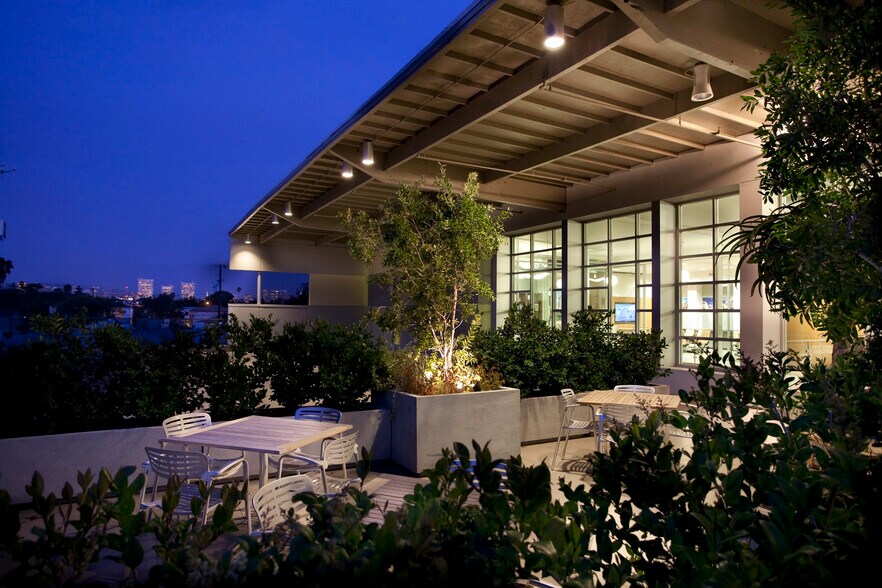 1730-1738 Berkeley St, Santa Monica, CA à louer - Photo de l’immeuble – Image 1 sur 9