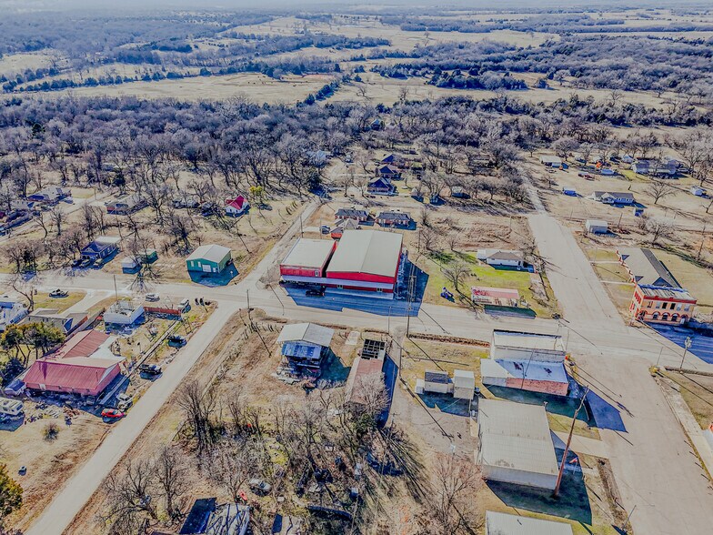 103 N. Clarady, Wanette, OK à vendre - Photo de l’immeuble – Image 3 sur 62