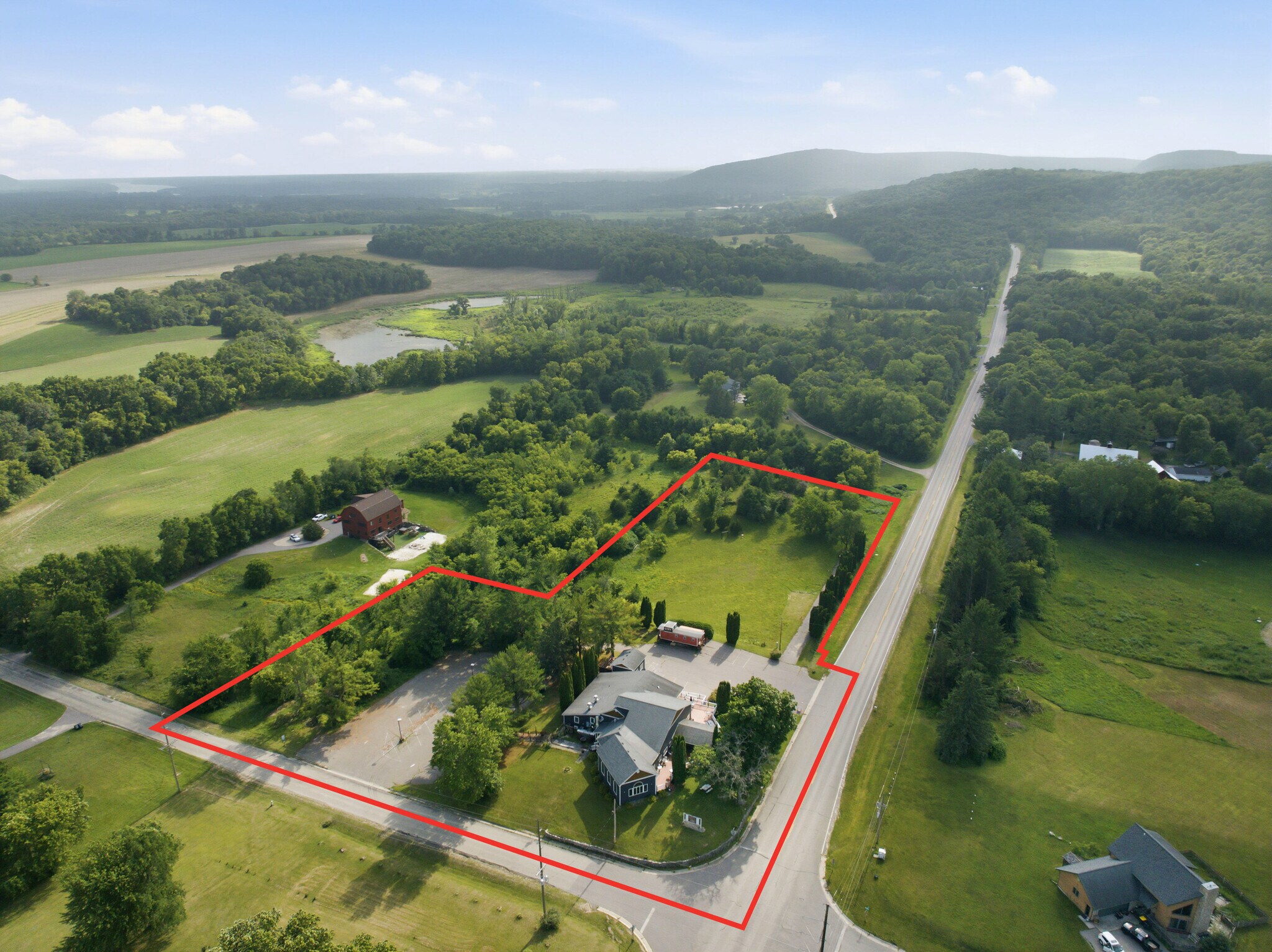 E13887 Highway DL, Merrimac, WI à vendre Photo de l’immeuble– Image 1 sur 97