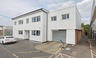 Plus de détails pour 25-28 Station Clos, Potters Bar - Industriel/Logistique à vendre