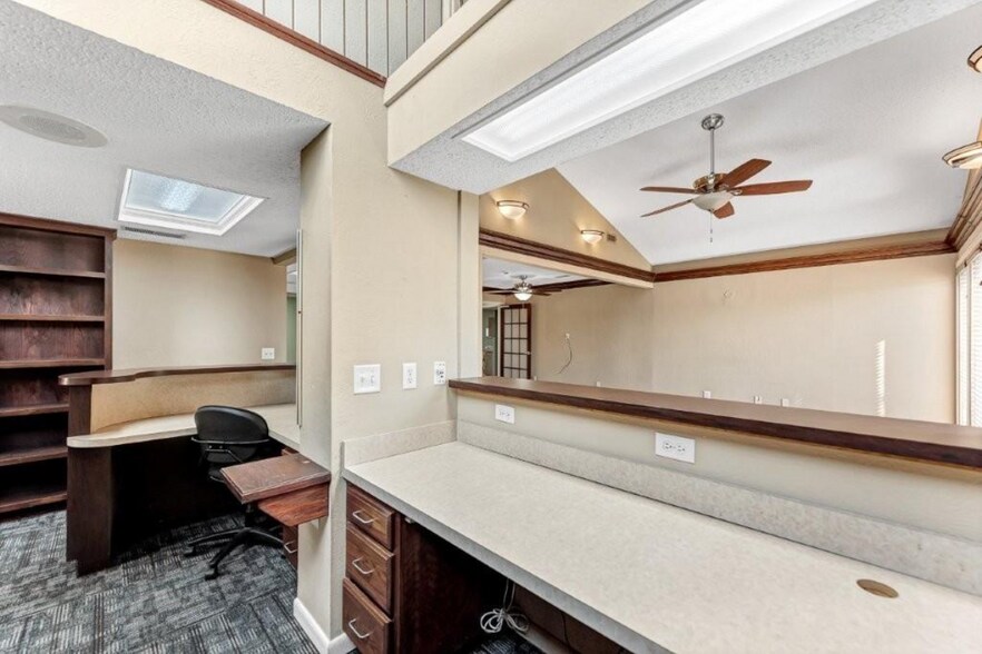 620 N 13th St, Rogers, AR à vendre - Photo de l’immeuble – Image 2 sur 5