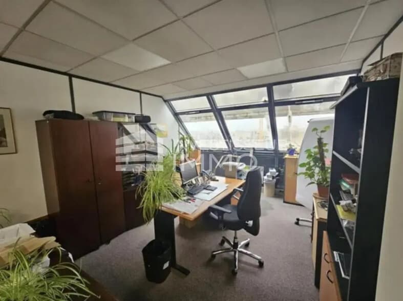 Bureau dans Pantin à louer - Photo intérieure – Image 2 sur 7