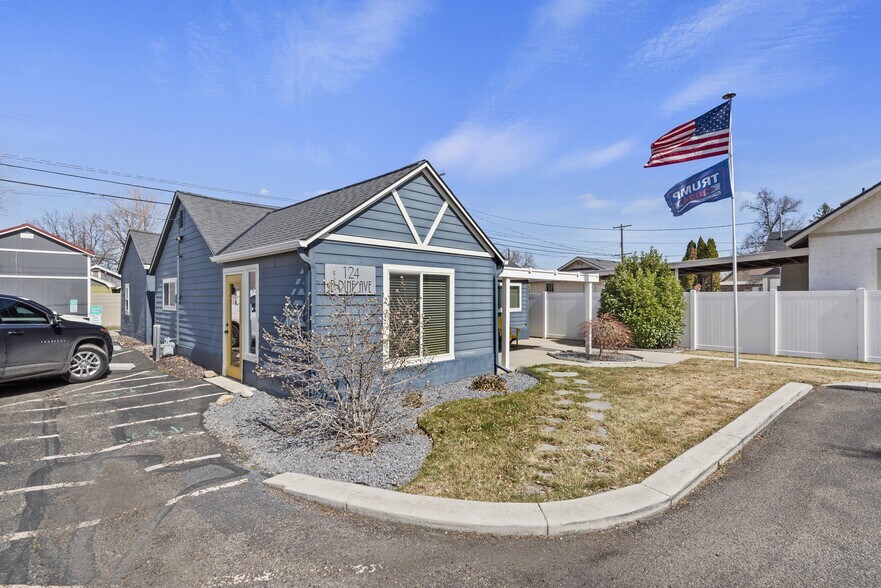 124 E Pine Ave, Meridian, ID à vendre - Photo de l’immeuble – Image 3 sur 32