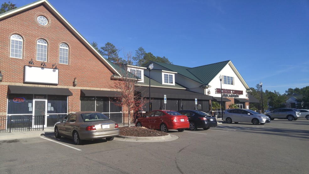 9735 US 15-501 Hwy, Pinehurst, NC à louer - Photo de l’immeuble – Image 3 sur 19