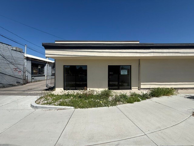 1071 300 w, Salt Lake City, UT à louer Photo de l’immeuble– Image 1 sur 9