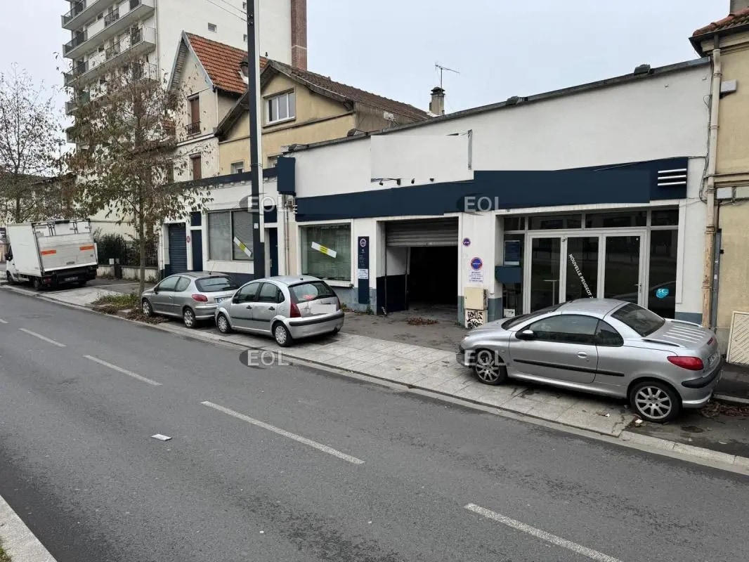 Local d'activités dans Choisy-le-Roi à vendre Photo de l’immeuble– Image 1 sur 16