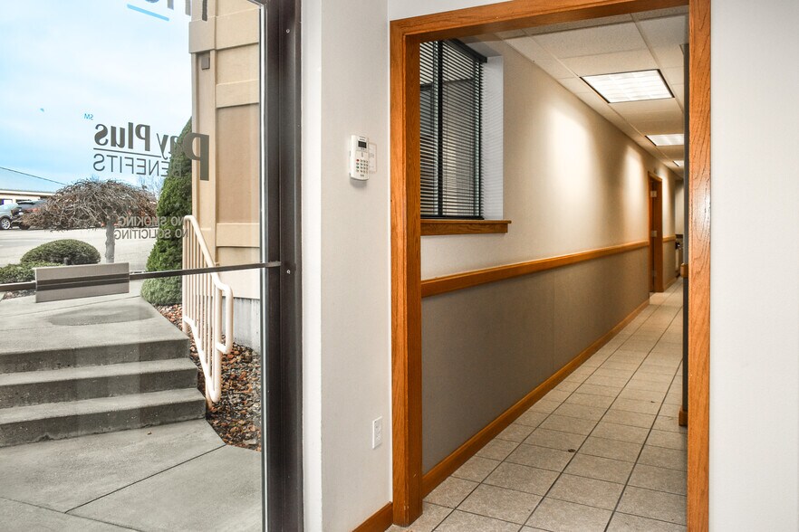 1110 N Center Pky, Kennewick, WA à louer - Photo intérieure – Image 2 sur 51