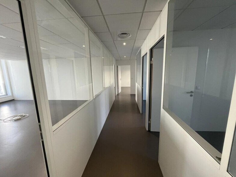 Bureau dans Nice à louer - Photo intérieure – Image 3 sur 17