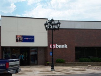 Plus de détails pour 301 N Main St, Austin, MN - Bureau à vendre