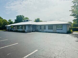 Plus de détails pour 35 Barkley Cir, Fort Myers, FL - Bureau à vendre