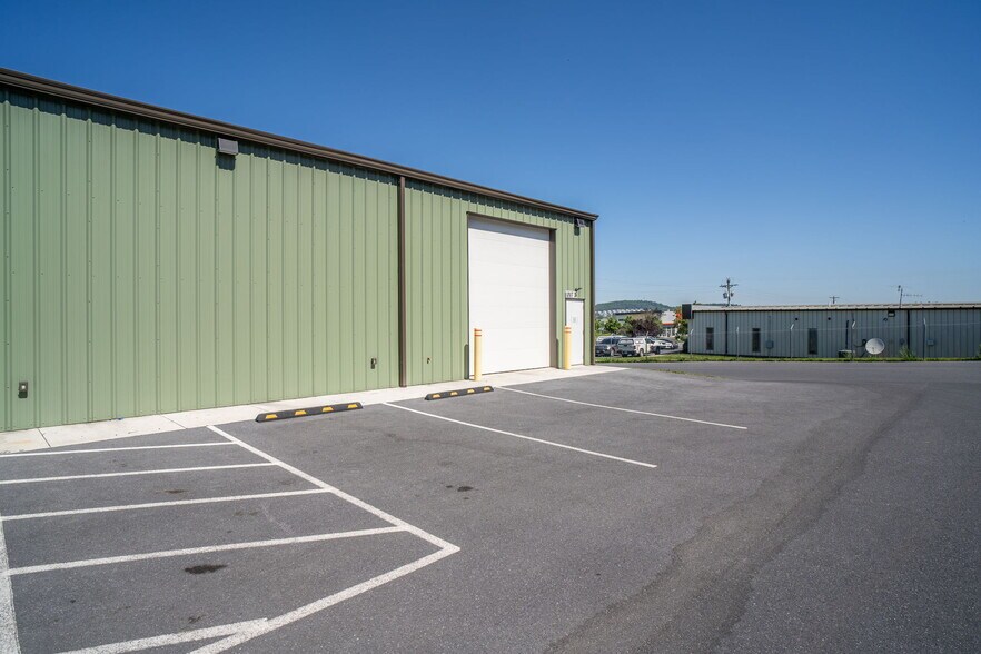 1571 Pleasants Dr, Mount Crawford, VA à louer - Photo de l’immeuble – Image 3 sur 24