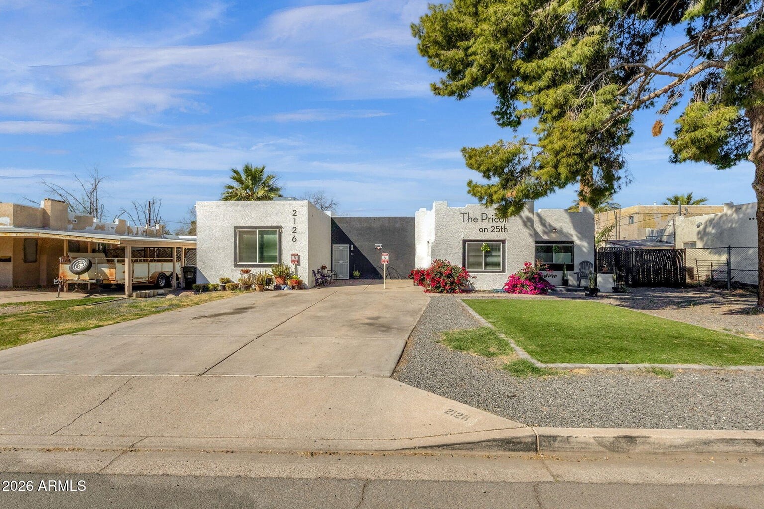 2126 N 25th Pl, Phoenix, AZ à vendre Photo principale– Image 1 sur 2