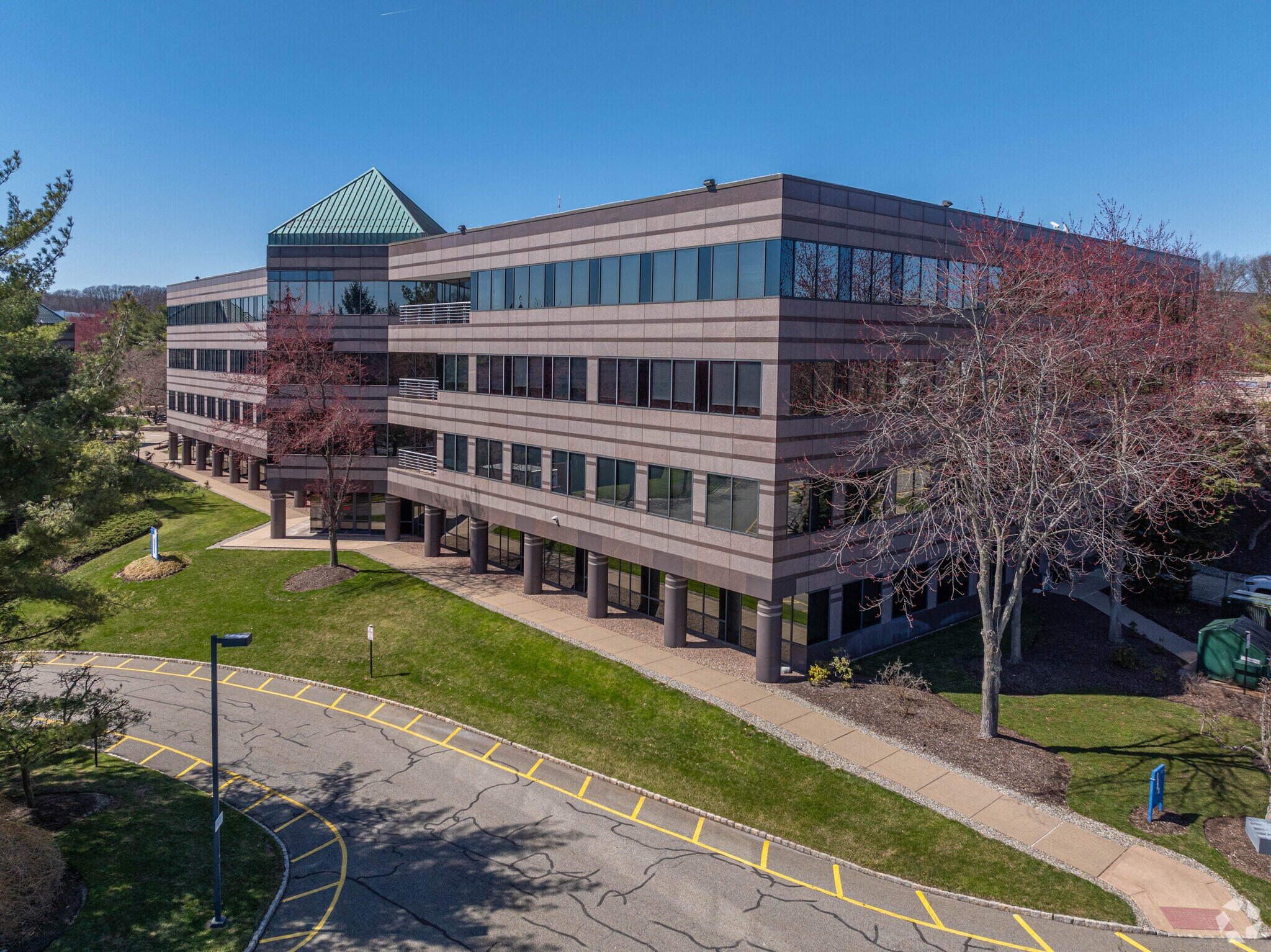 400 Interpace Pky, Parsippany, NJ à louer Photo principale– Image 1 sur 6