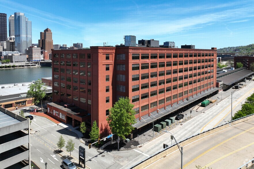 225 W Station Square Dr, Pittsburgh, PA à louer - Photo principale – Image 1 sur 10