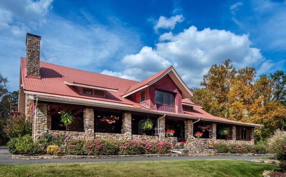 2009 Park Ave, Hot Springs, AR à vendre - Photo principale – Image 1 sur 10