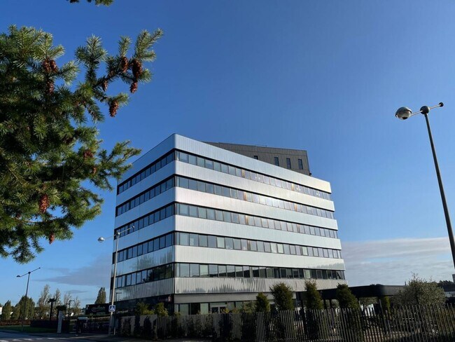 Plus de détails pour 17 Rue Océane, Saint-Herblain - Bureau à louer