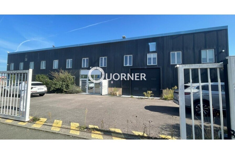 10 Rue Léo Lagrange, Saint-Marcel à louer - Photo de l’immeuble – Image 1 sur 10