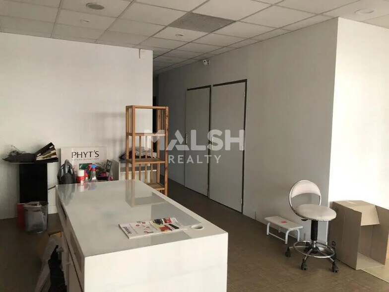 Local commercial dans Lyon à louer - Photo de l’immeuble – Image 3 sur 3