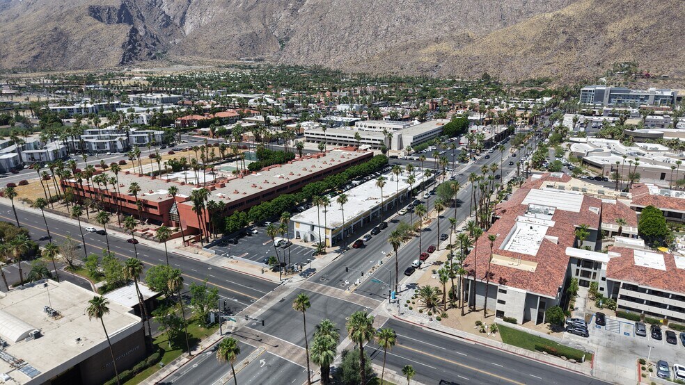 401-493 E Tahquitz Canyon Way, Palm Springs, CA à louer - Photo de l’immeuble – Image 3 sur 23