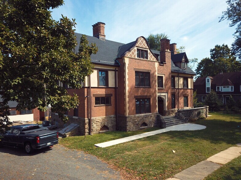 5015 McKean Ave, Philadelphia, PA à vendre - Photo de l’immeuble – Image 2 sur 18