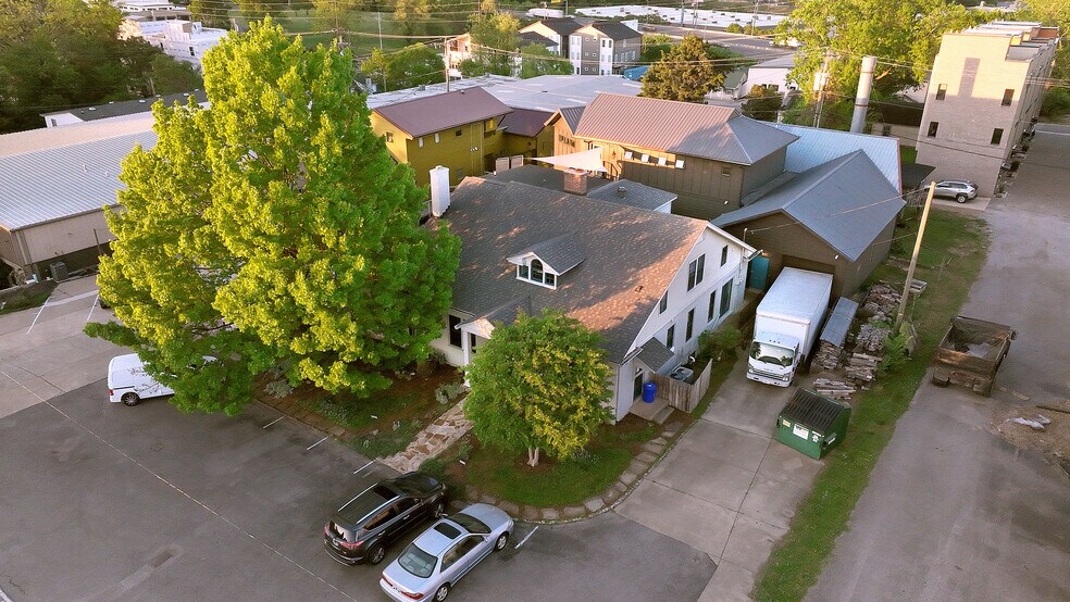 2606 Westwood Dr, Nashville, TN à vendre - Photo de l’immeuble – Image 3 sur 7