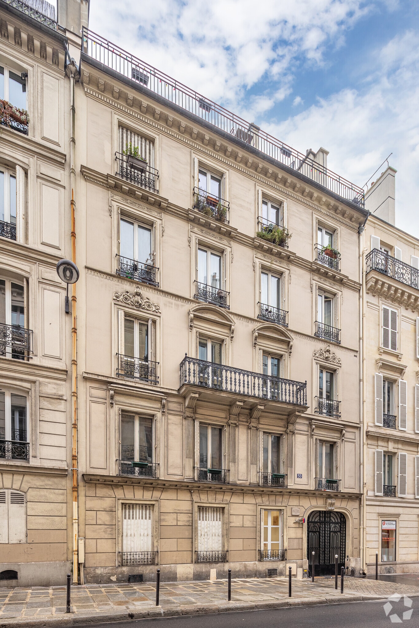 53 Rue La Bruyère, Paris à louer Photo principale– Image 1 sur 8
