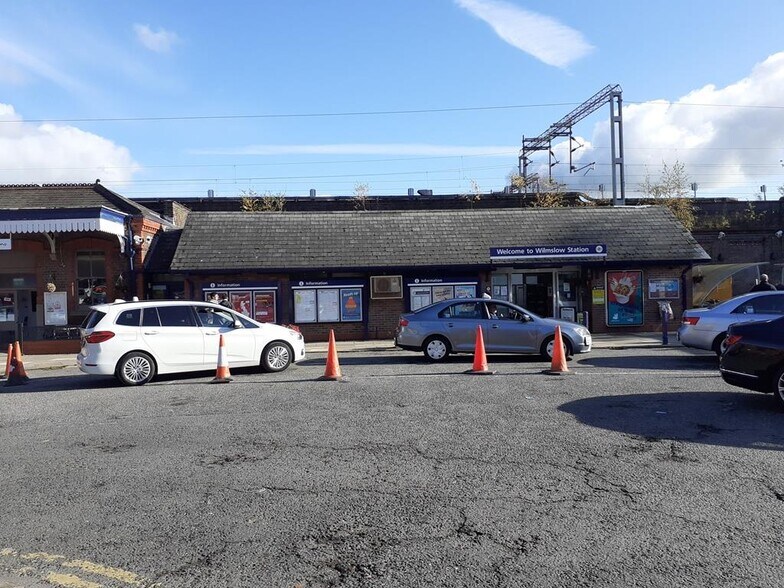 Station Rd, Wilmslow à louer - Photo de l’immeuble – Image 3 sur 8