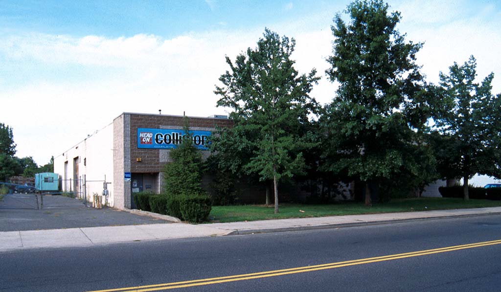 375 Wyandanch Ave, North Babylon, NY à louer Photo principale– Image 1 sur 11