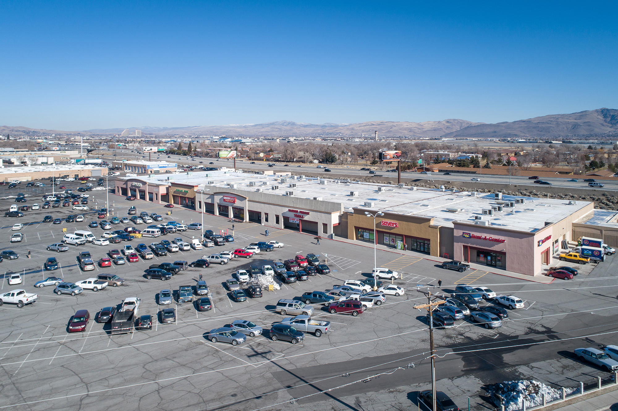 3800 S Kietzke Ln, Reno, NV à vendre Photo de l’immeuble– Image 1 sur 2