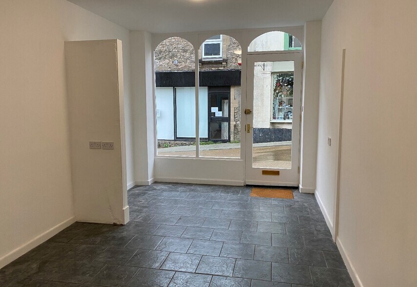 8 Town St, Shepton Mallet à louer - Photo de l’immeuble – Image 3 sur 7