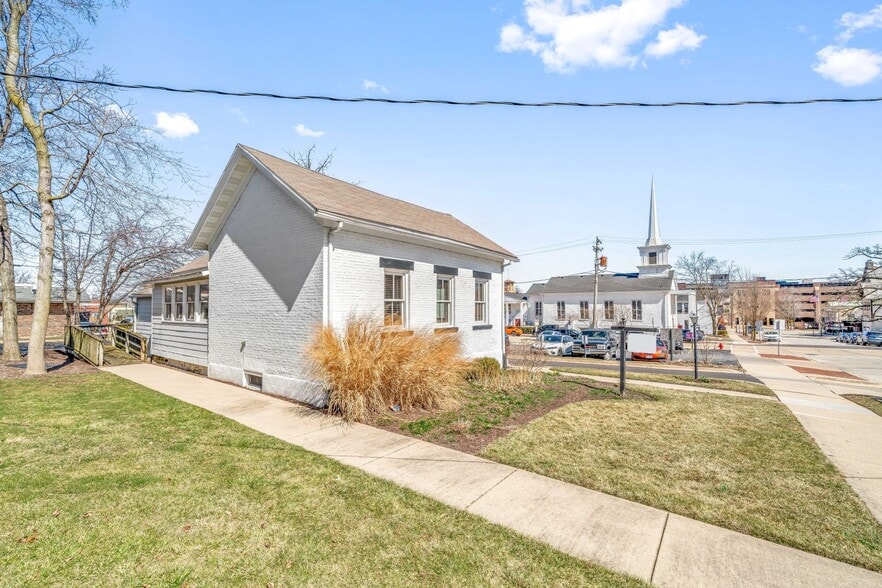 308 Walnut St, St Charles, IL à vendre - Photo de l’immeuble – Image 3 sur 18