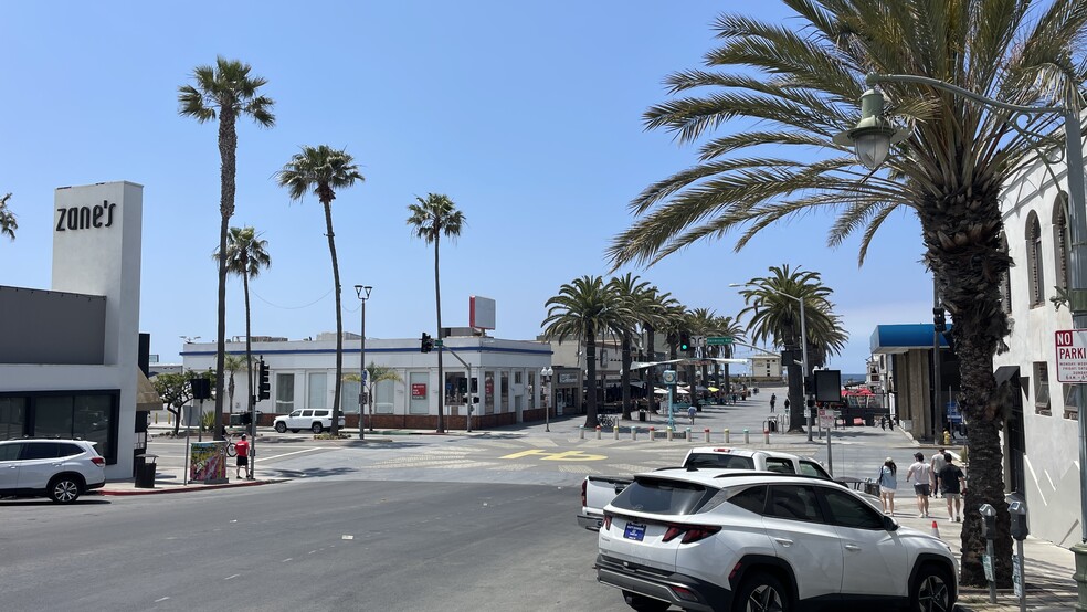 90 Pier Ave, Hermosa Beach, CA à louer - Photo de l’immeuble – Image 2 sur 10