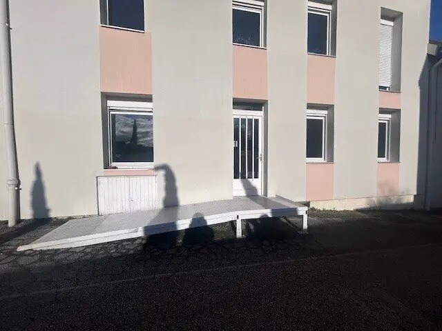Bureau dans Chalon-sur-Saône à louer - Photo de l’immeuble – Image 2 sur 4