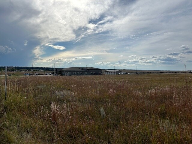 Bonanza St, Belle Fourche, SD à vendre - Photo de l’immeuble – Image 3 sur 6