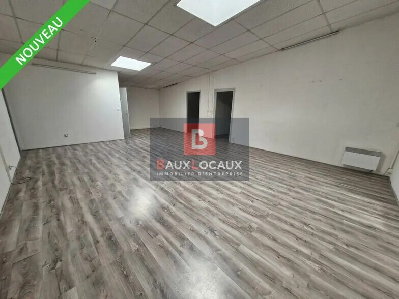 Bureau dans Venelles à louer - Photo de l’immeuble – Image 1 sur 17