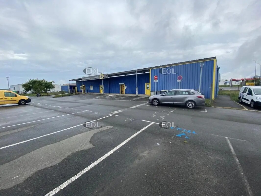 Local d'activités dans Moret-Loing-et-Orvanne à vendre Photo de l’immeuble– Image 1 sur 15