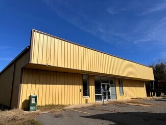 Plus de détails pour 204 S 6th St, Gurdon, AR - Local commercial à vendre
