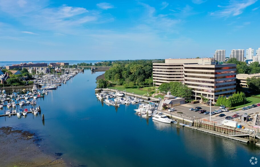 333 Ludlow St, Stamford, CT à louer - Aérien – Image 2 sur 9