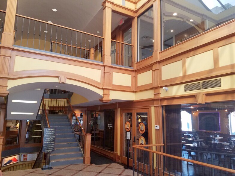 3 Lebanon St, Hanover, NH à louer - Hall d’entrée – Image 3 sur 18