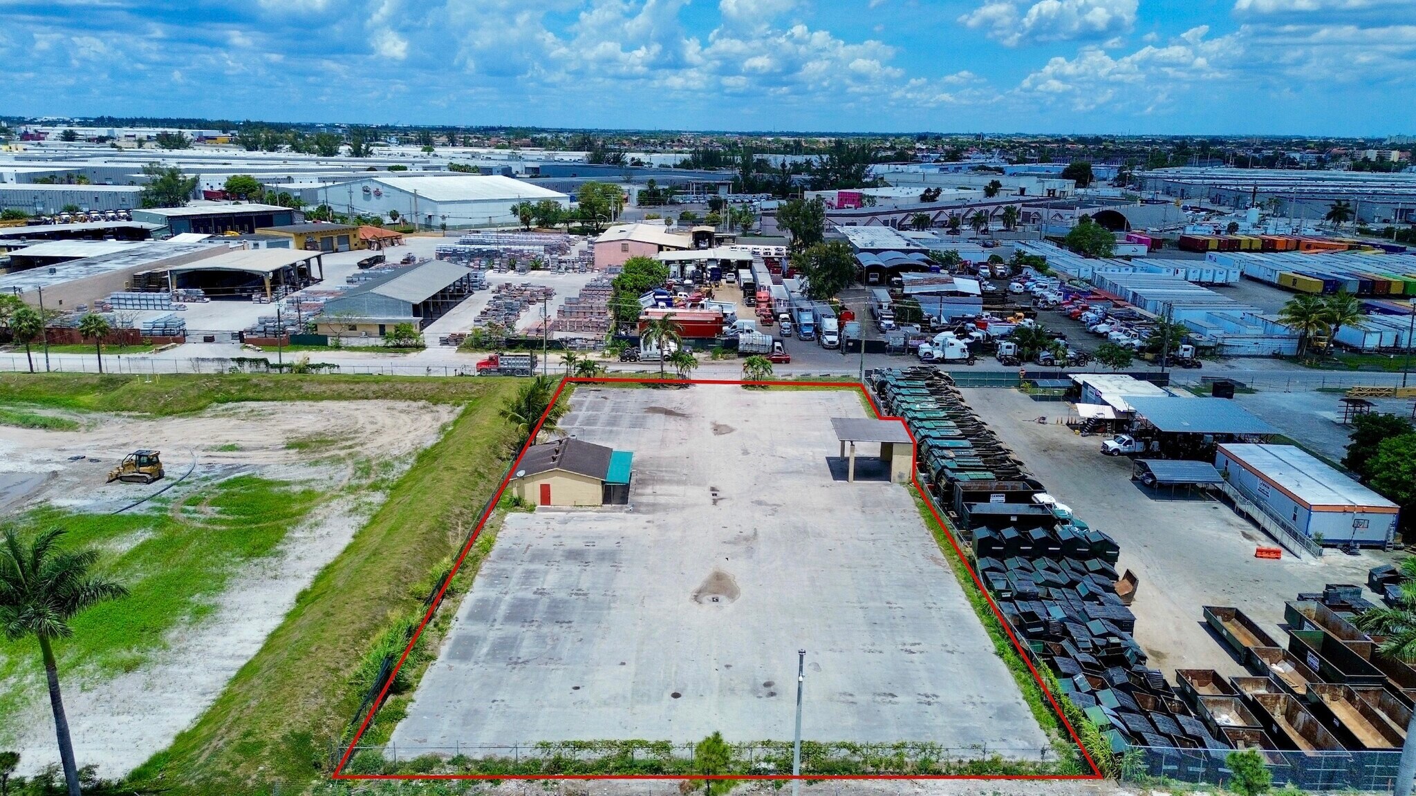 9140 NW 96 St, Medley, FL à louer Photo principale– Image 1 sur 7
