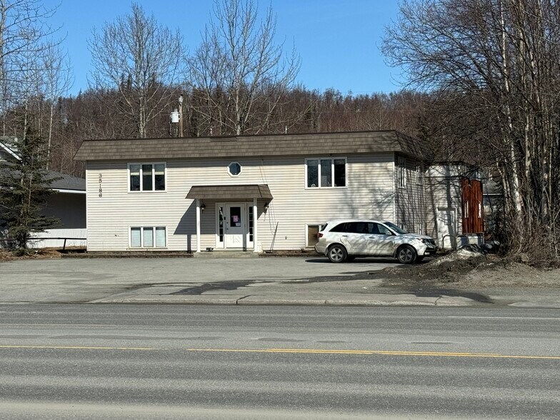 35186 Kenai Spur Hwy, Soldotna, AK à louer - Photo de l’immeuble – Image 1 sur 2