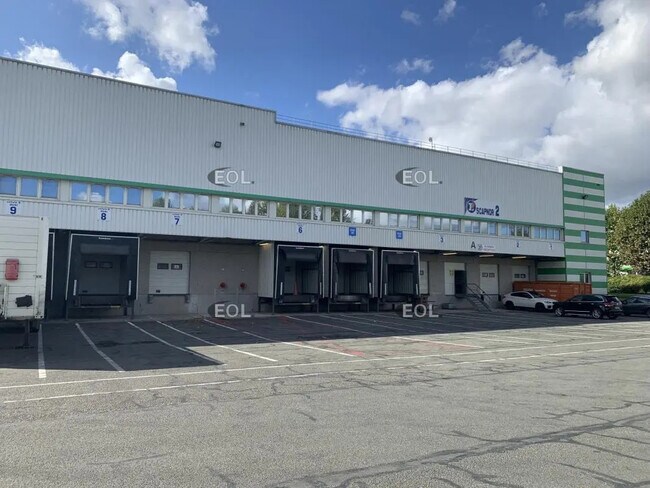 Plus de détails pour Industriel/Logistique à louer
