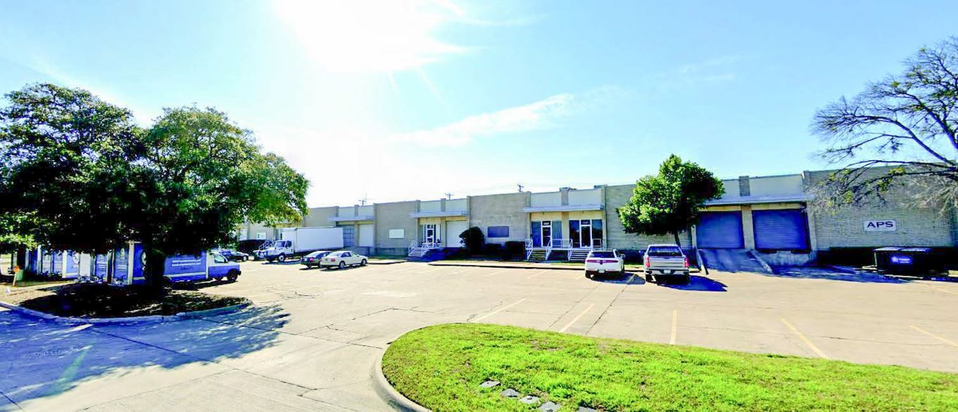 3426-3442 Dalworth St, Arlington, TX à louer Photo principale– Image 1 sur 7